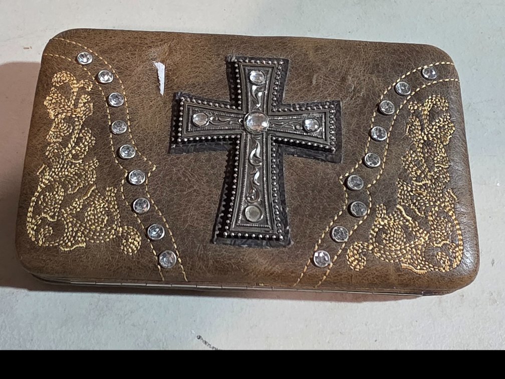 New Montana Silver SmithPurse/Checkbook