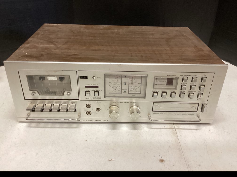 Soundesign Stero Cassette / 8 Track Record Deck