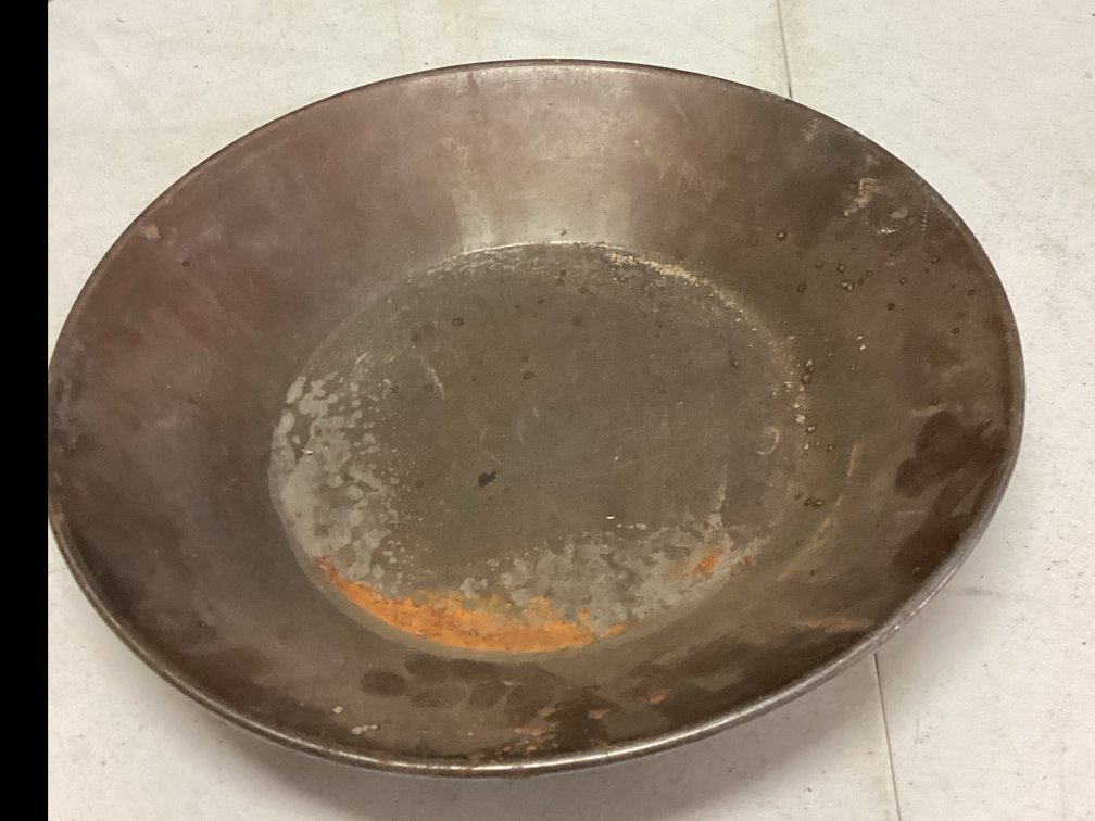 Metal Gold Panning Basin