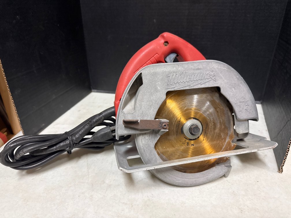 Milwaukee 7-1/4”Circular Saw