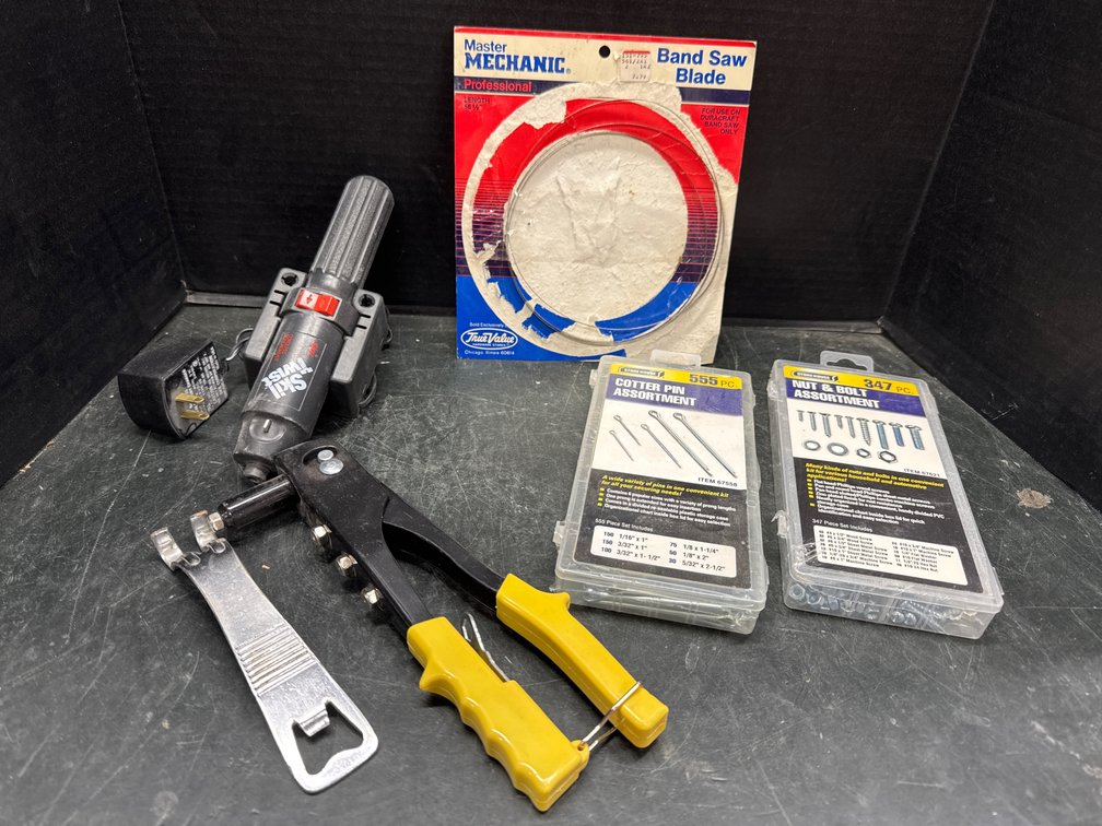 Assorted Hardware/Tools