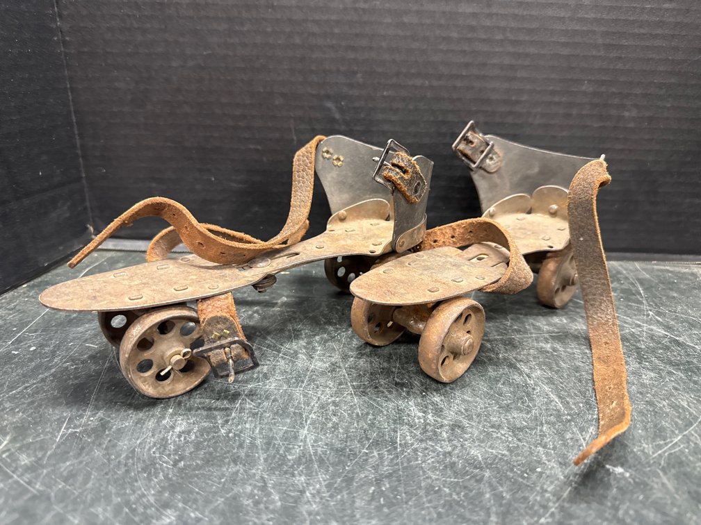 Strap On Metal Vintage Roller Skates