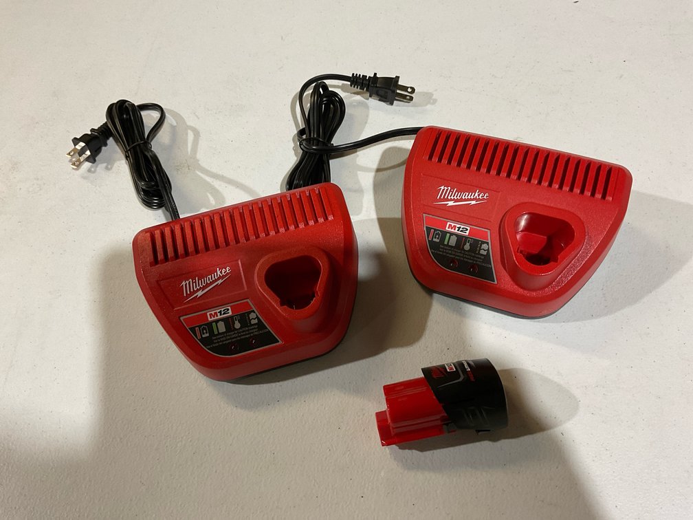 Milwaukee M12 Battery & 2 Chargers