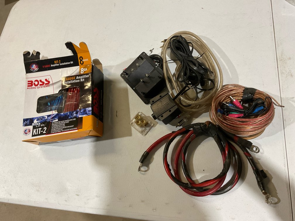 Boss 8GA Amplifier Kit & Assorted Auto Amplifier Wires