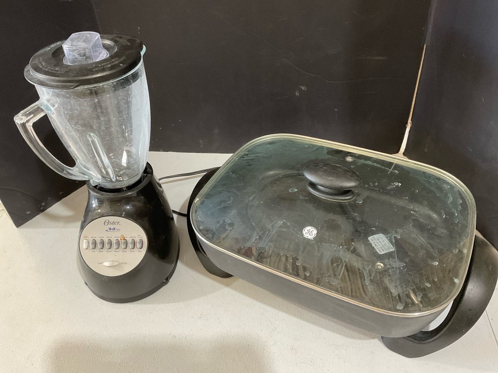 Oster 14 Speed Blender & GE Electric Skillet