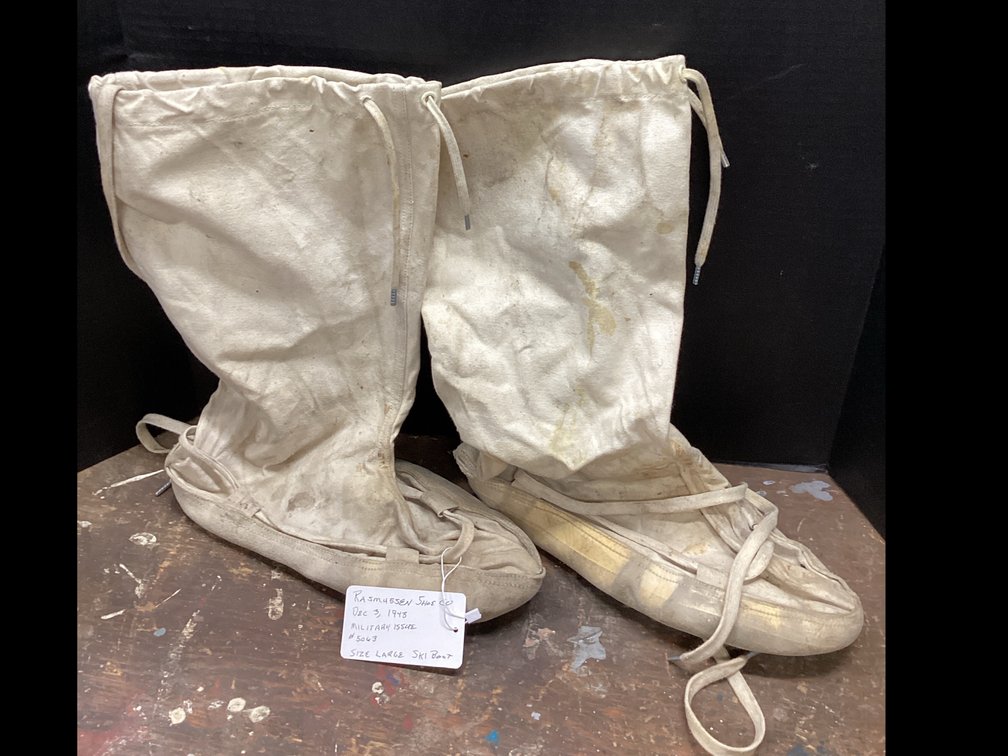 Rasmussen Shoe Co - Military Issue # 5063 - Ski Boot - Size Large