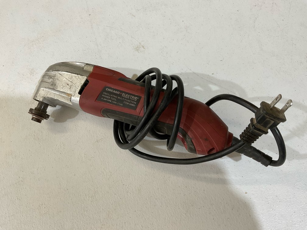Chicago Electric Oscillating Power Tool