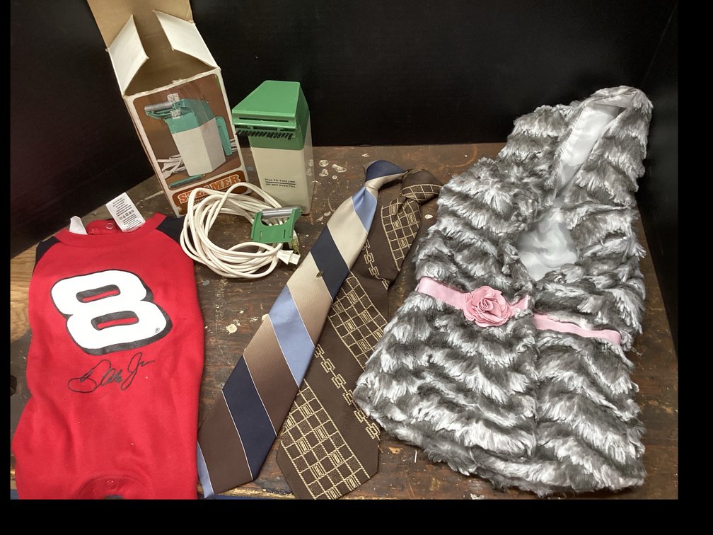 Assorted Clothing & Steamer
