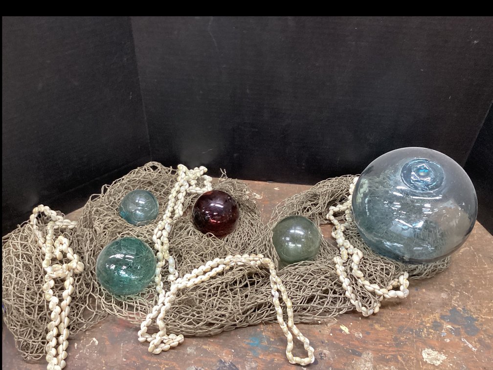 Home Decor - Net, Glass Balls & Sea Shell Roping