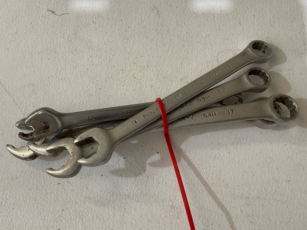 Popular Mechanics Metric Combination Wrenches