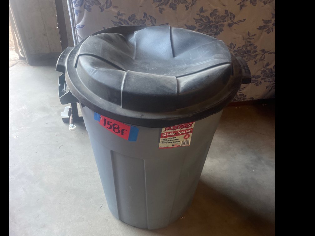 32 Gallon Trash Can