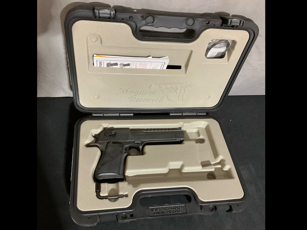 Magnum Research Desert Eagle .50 AE Semi-Automatic Pistol