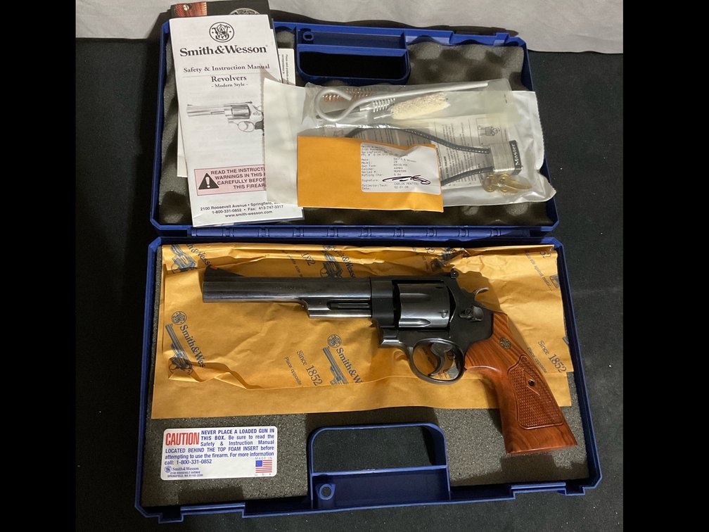Smith & Wesson Model 29-10 6-Shot .44 Magnum Double Action Revolver