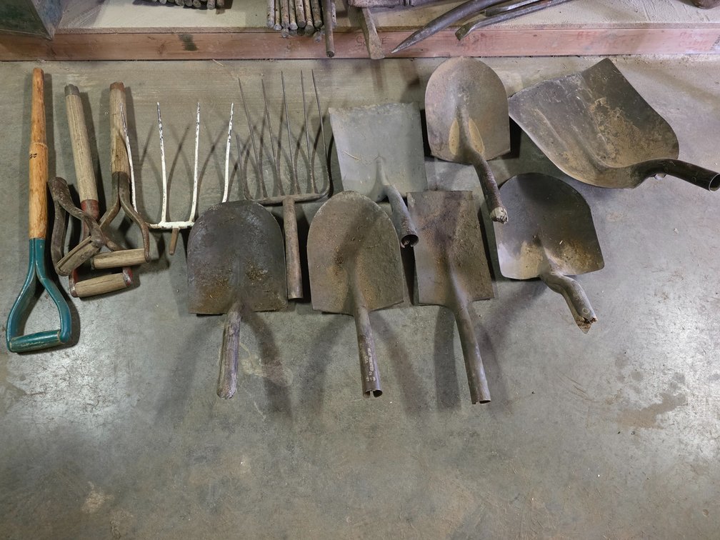 Shovel Heads, Hanford Heads, Wood Handles