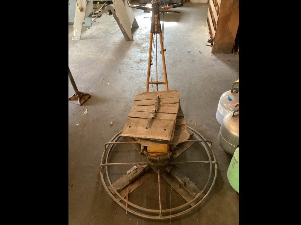 Master Gas Powered Trowel