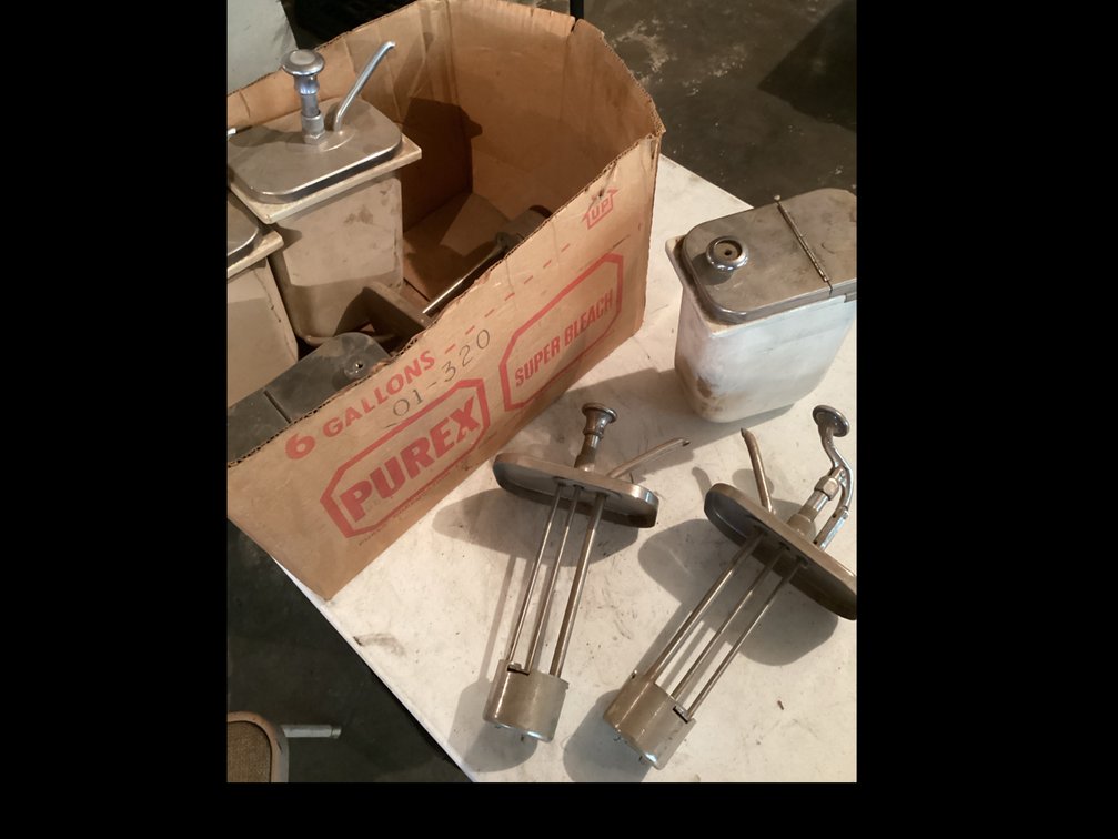 Soda Fountain Syrup Pumps & Inserts