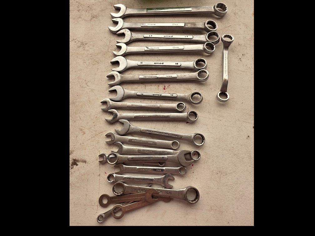 Assorted Metric Combination Wrenches 6mm to 19mm