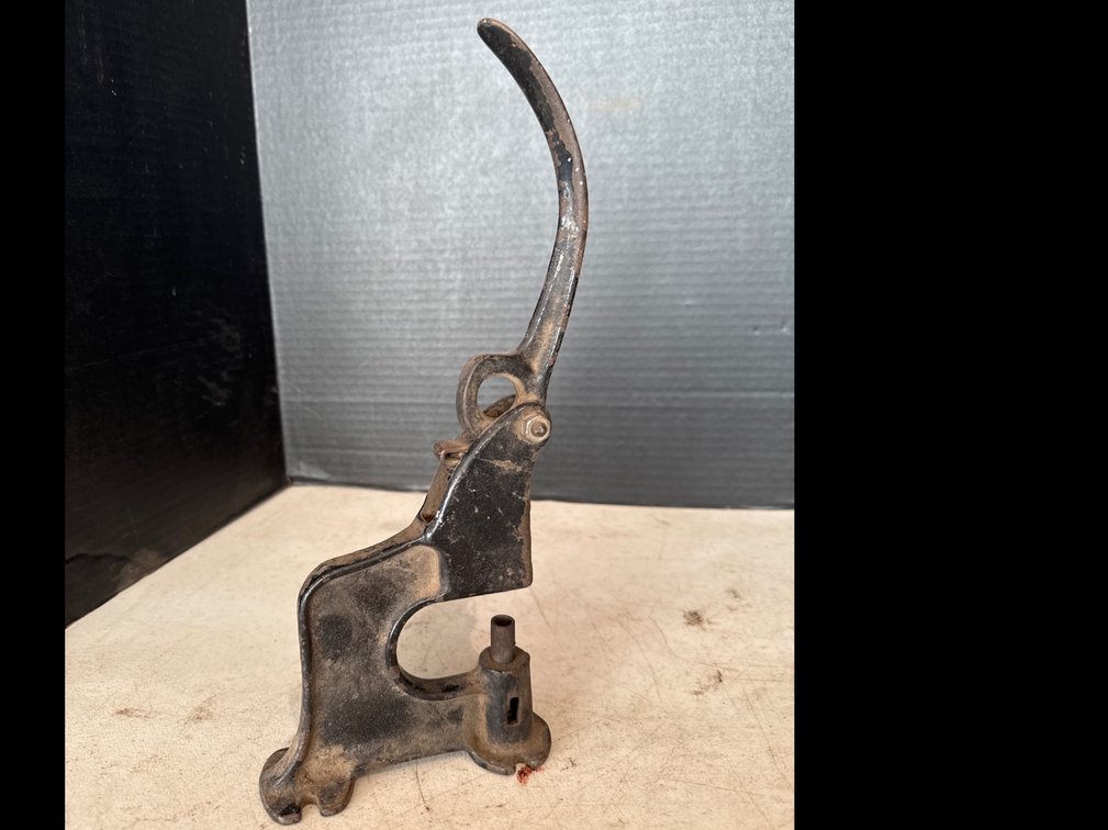 Rex Cast Iron Leather Rivet Press
