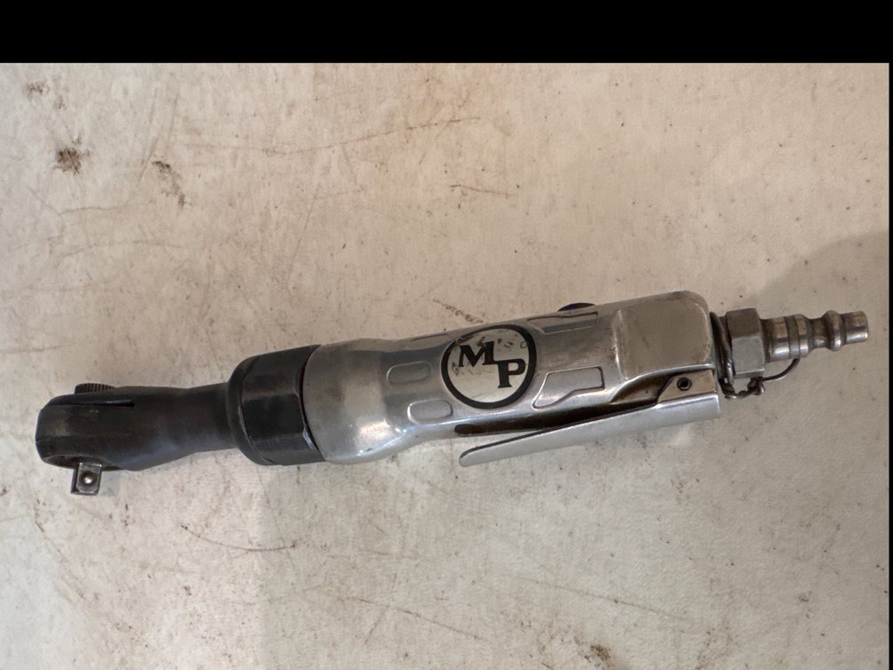 MP Air Ratchet Wrench 3/8”