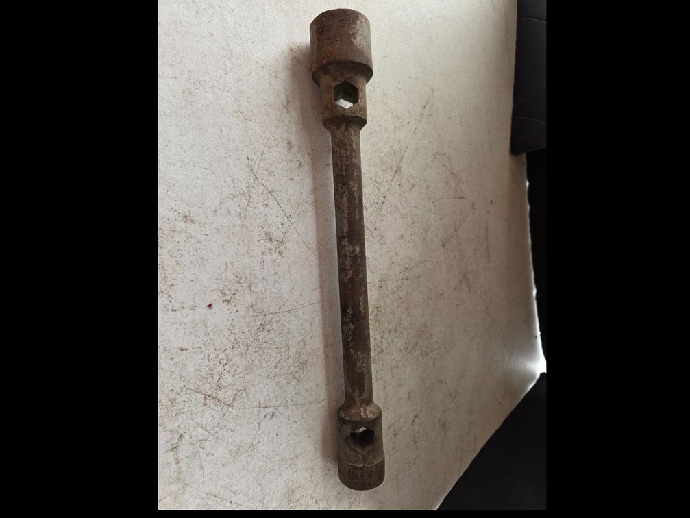 ½" Double End Lug Wrench