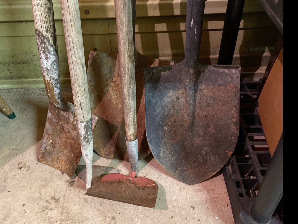 Shovels & Hoes