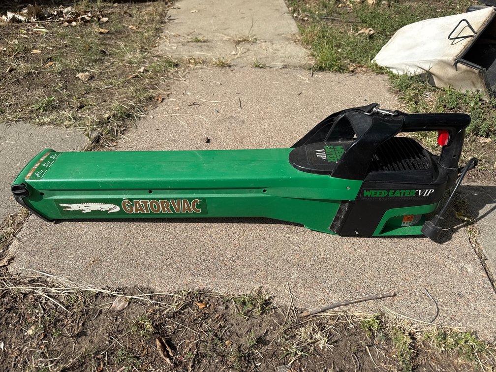 Weed Eater VIP Electric Gator Vac