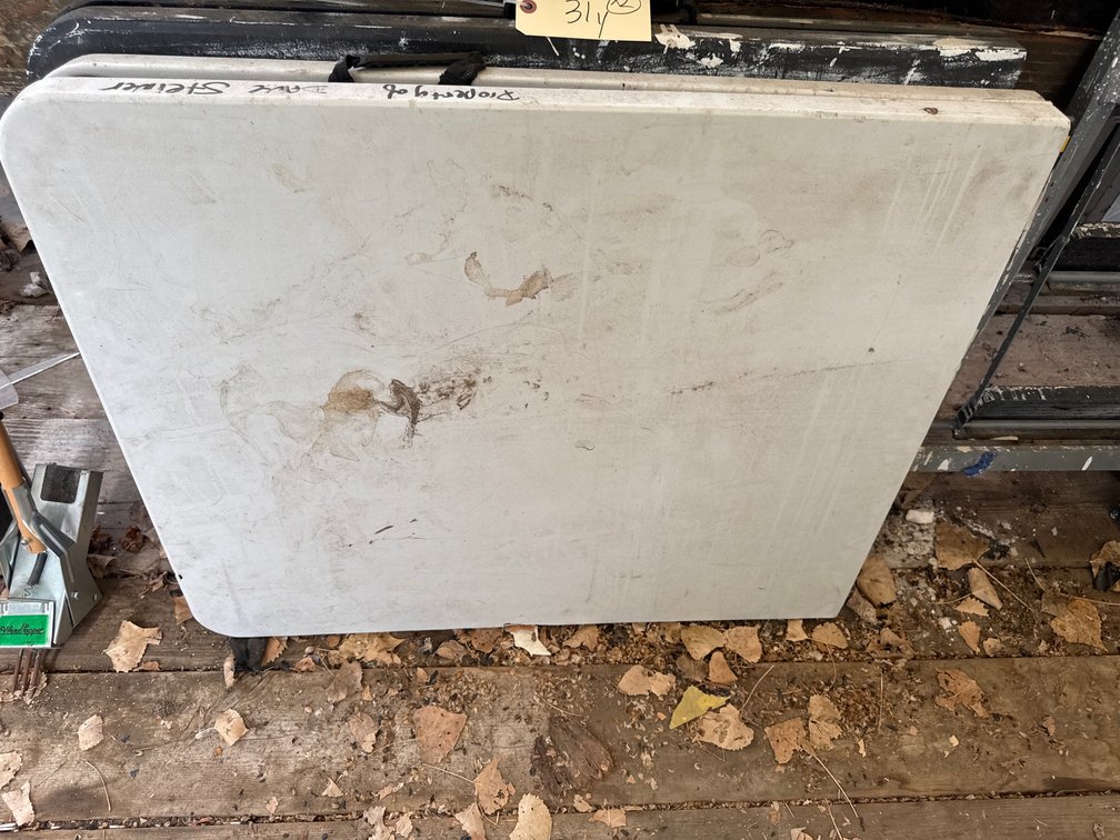 5’ Folding Table