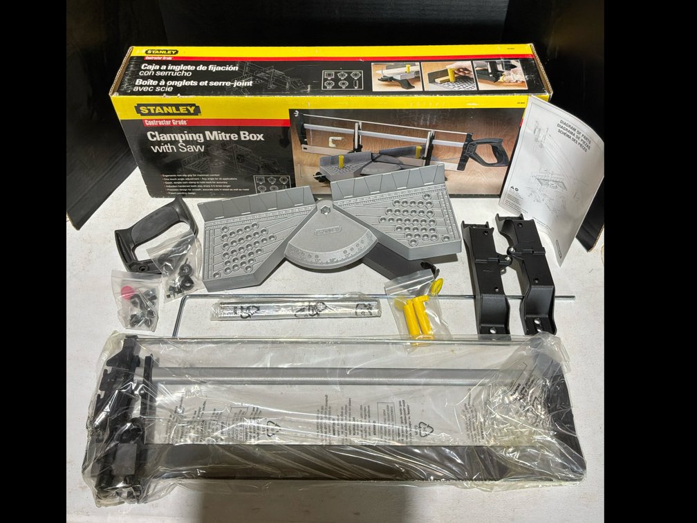 Stanley Clamping Mitre Box With Saw