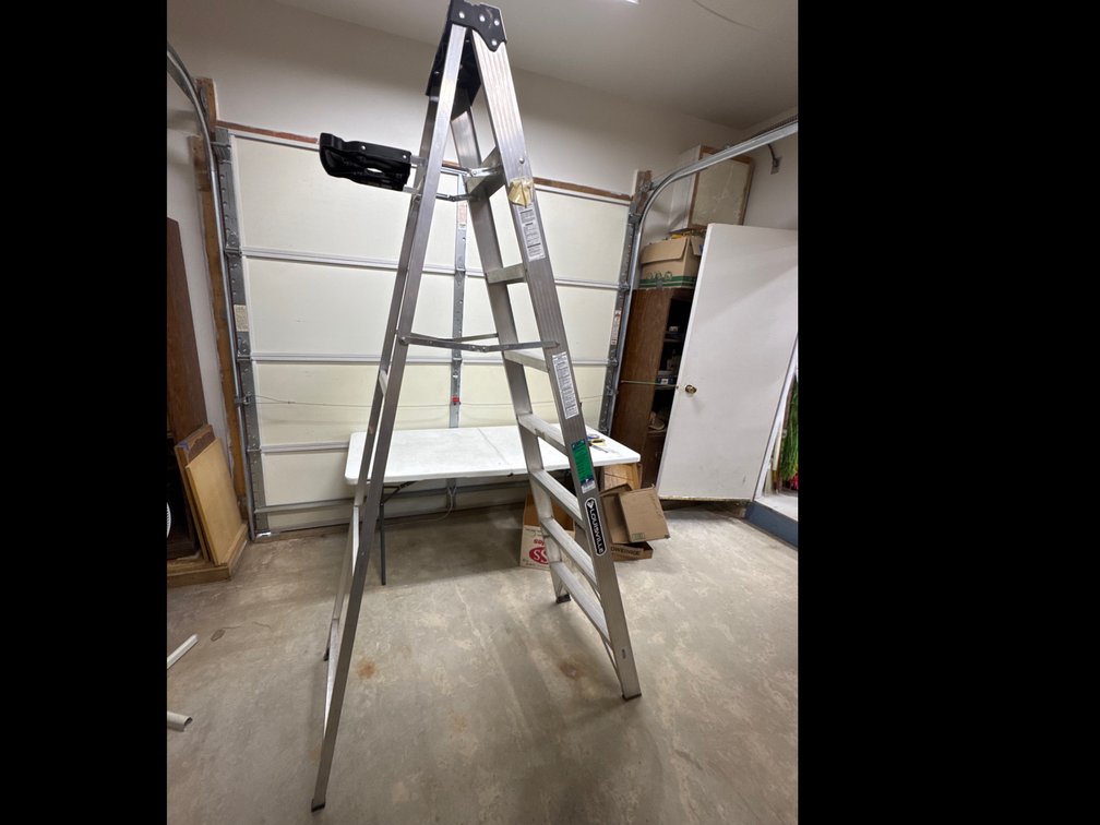 8’ Louisville Aluminum Ladder