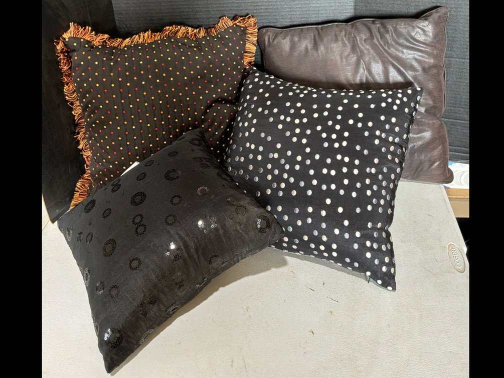 Throw Pillows