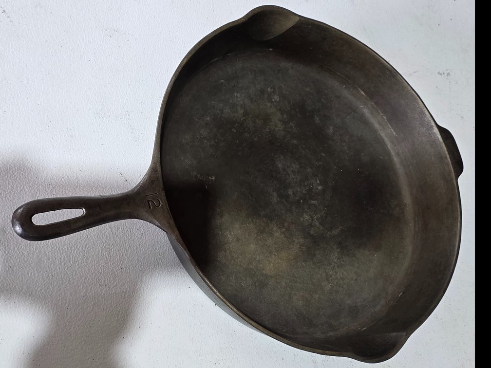 14" Cast Iron Skillet