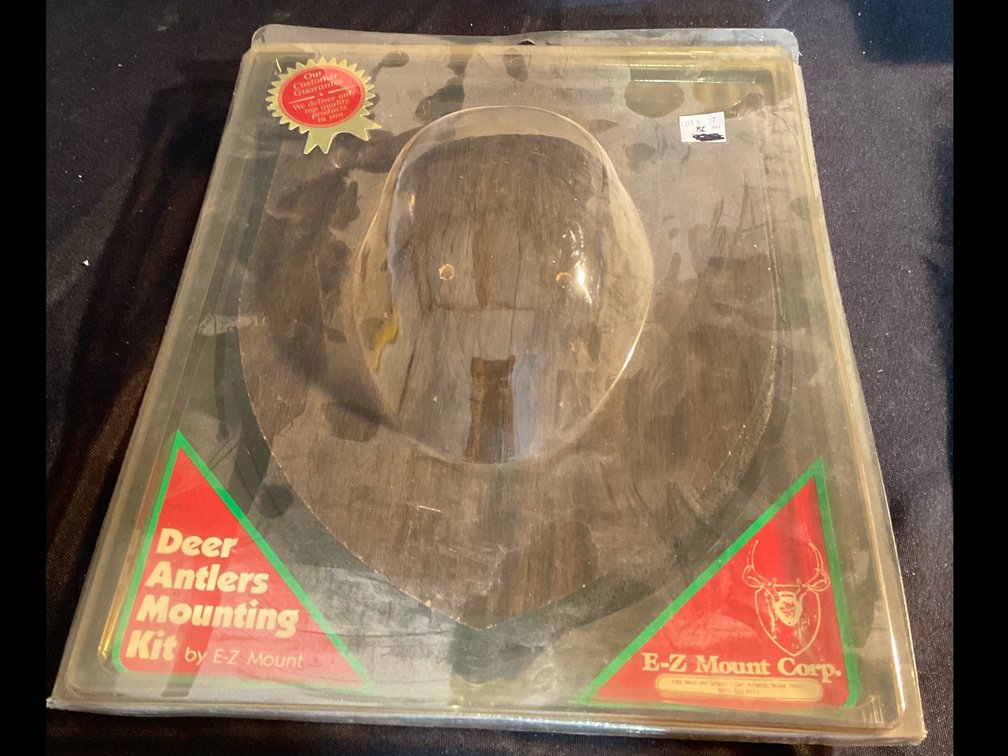 EZ Mount Deer Antlers Mounting Kit