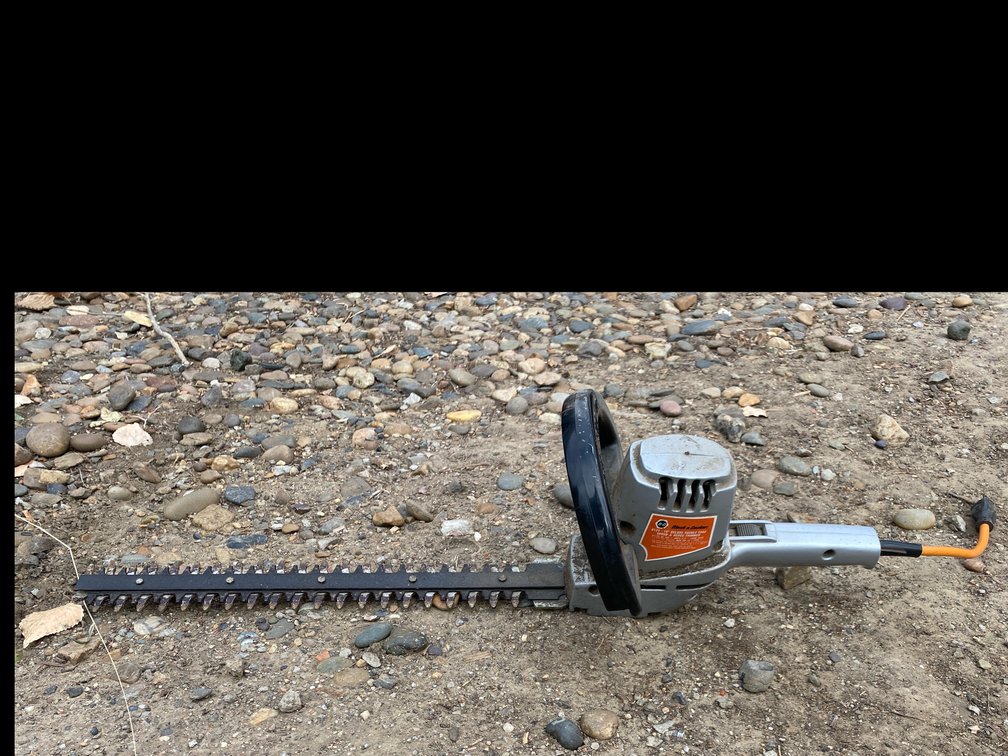 B&D Electric Hedge Trimmer
