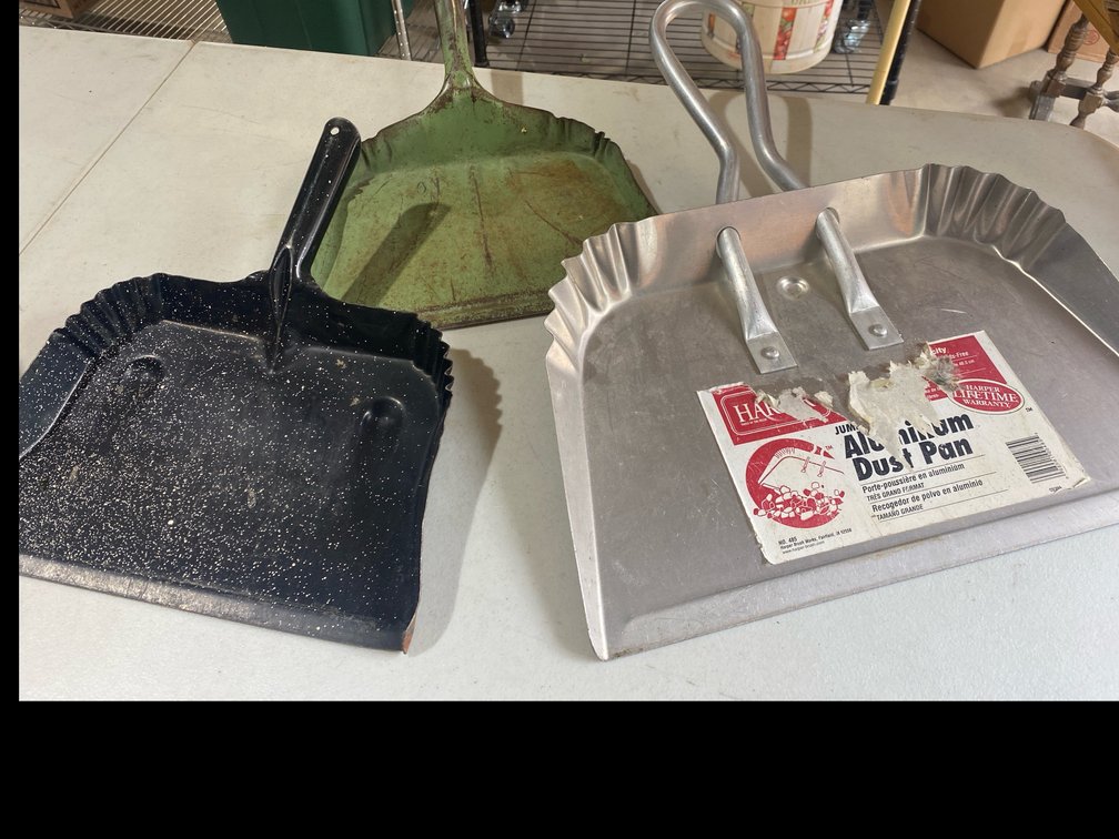 Metal Dust Pans