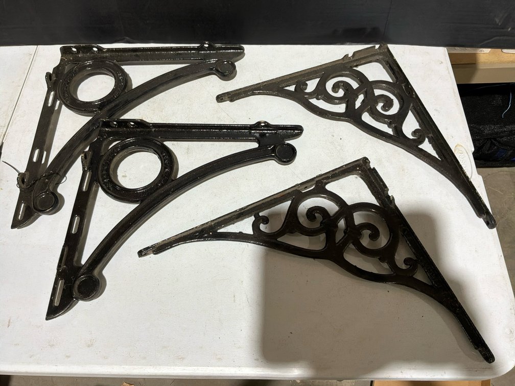 Cast Iron Shelving Brackets