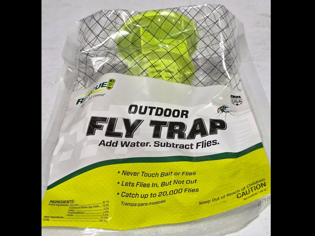 Outdoor Flytrap
