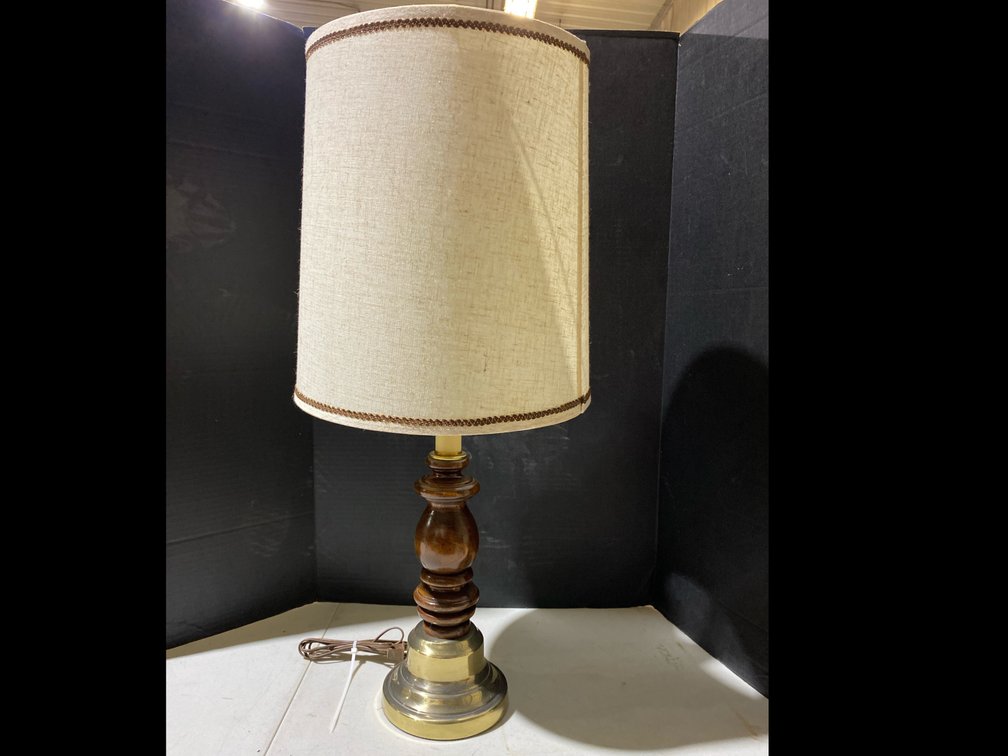 Wood & Brass Table Lamp with Shade