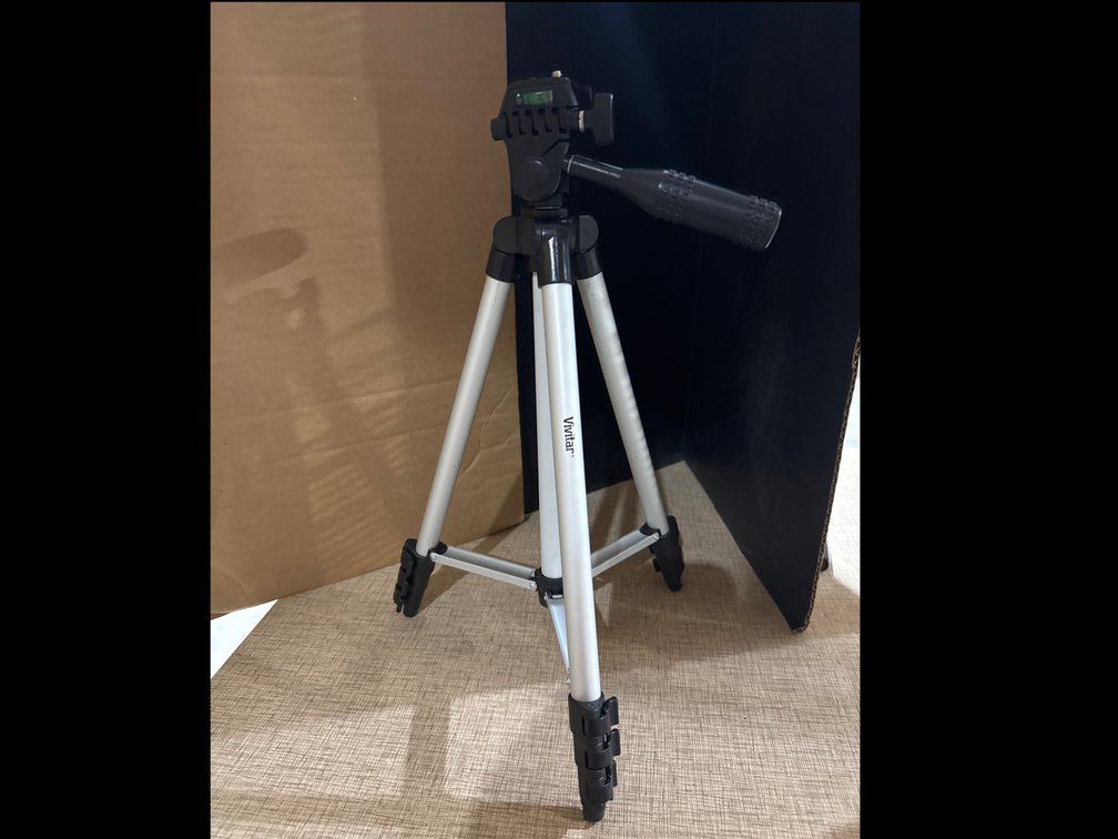 Vivitar 50” Extension Photo Video Tripod