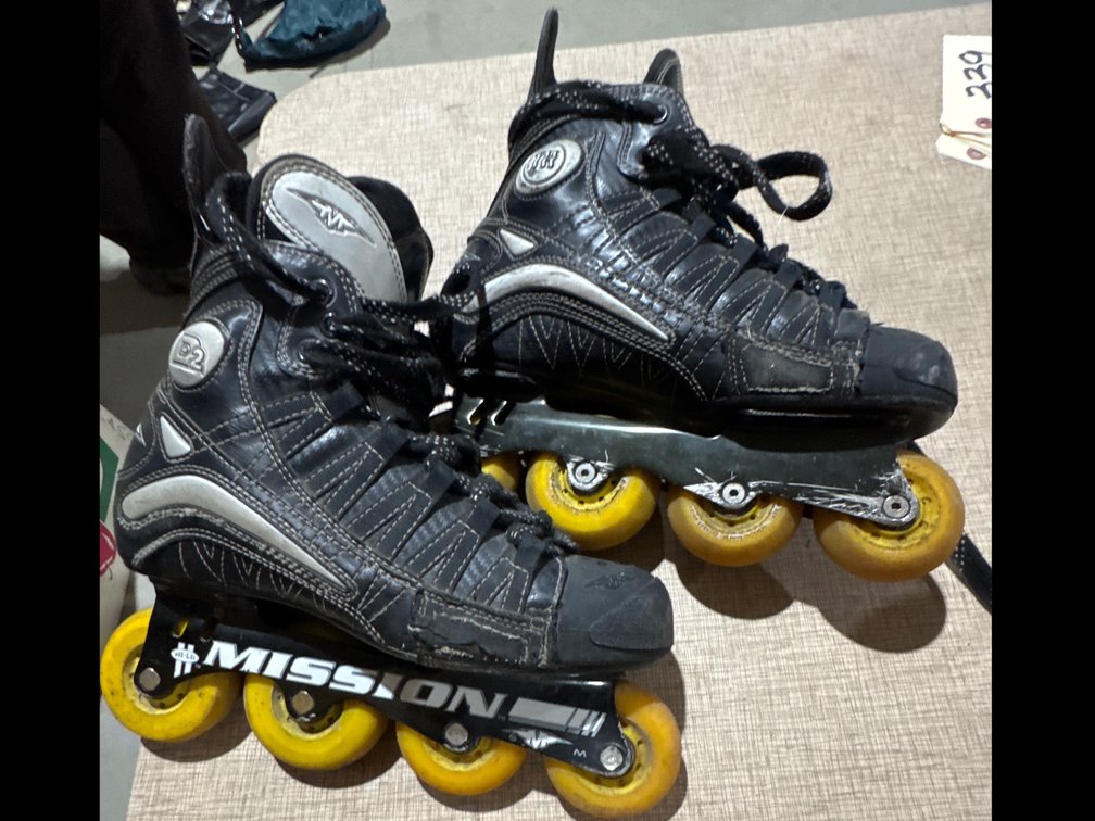 Mission D2 Roller Blades