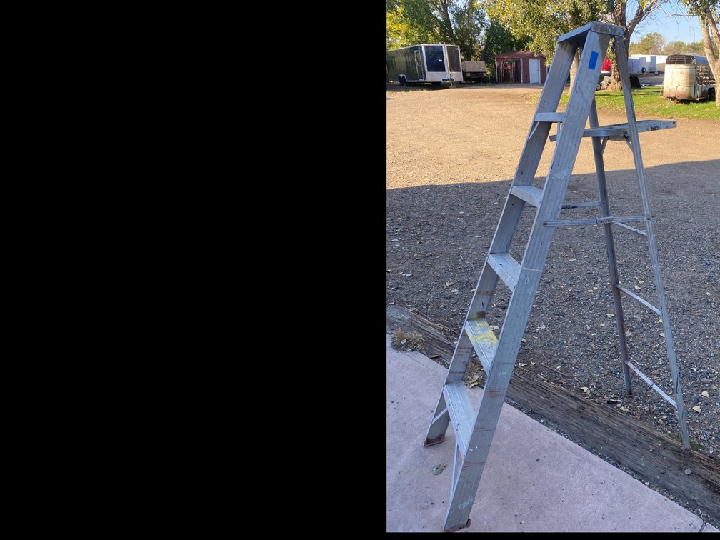 6 Ft Aluminum Ladder
