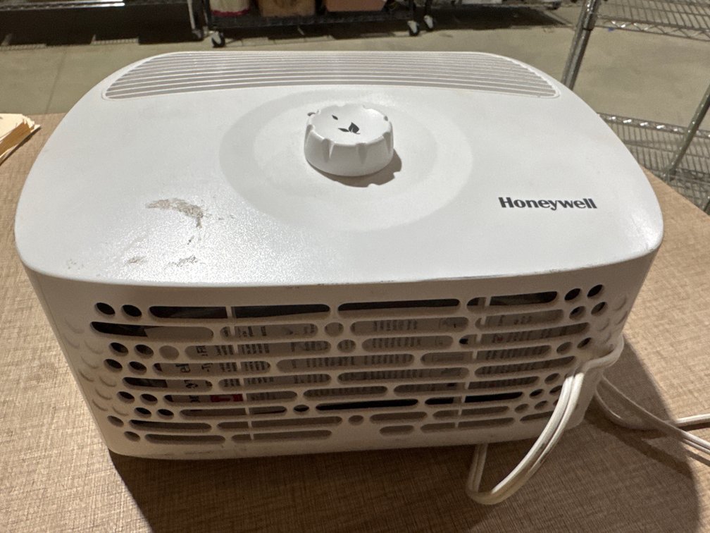 Honeywell TableTop Air Purifier