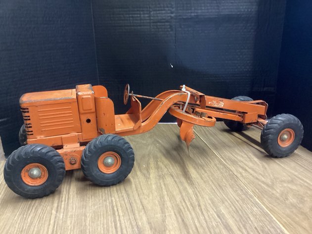 Image for November Antique , Collectible, And Xmas Online Auction