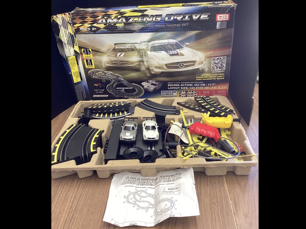 Amazing Drive Battery Operated Road Race Set