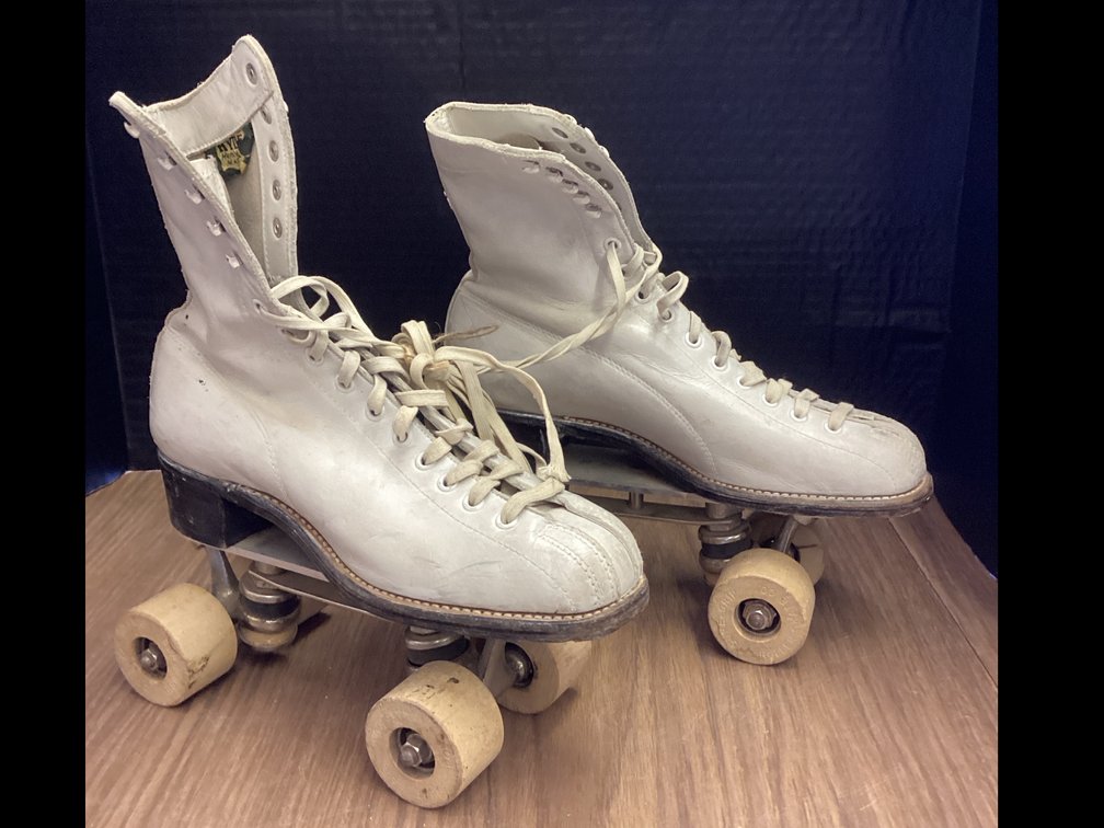 Hyde Womens Roller Skates