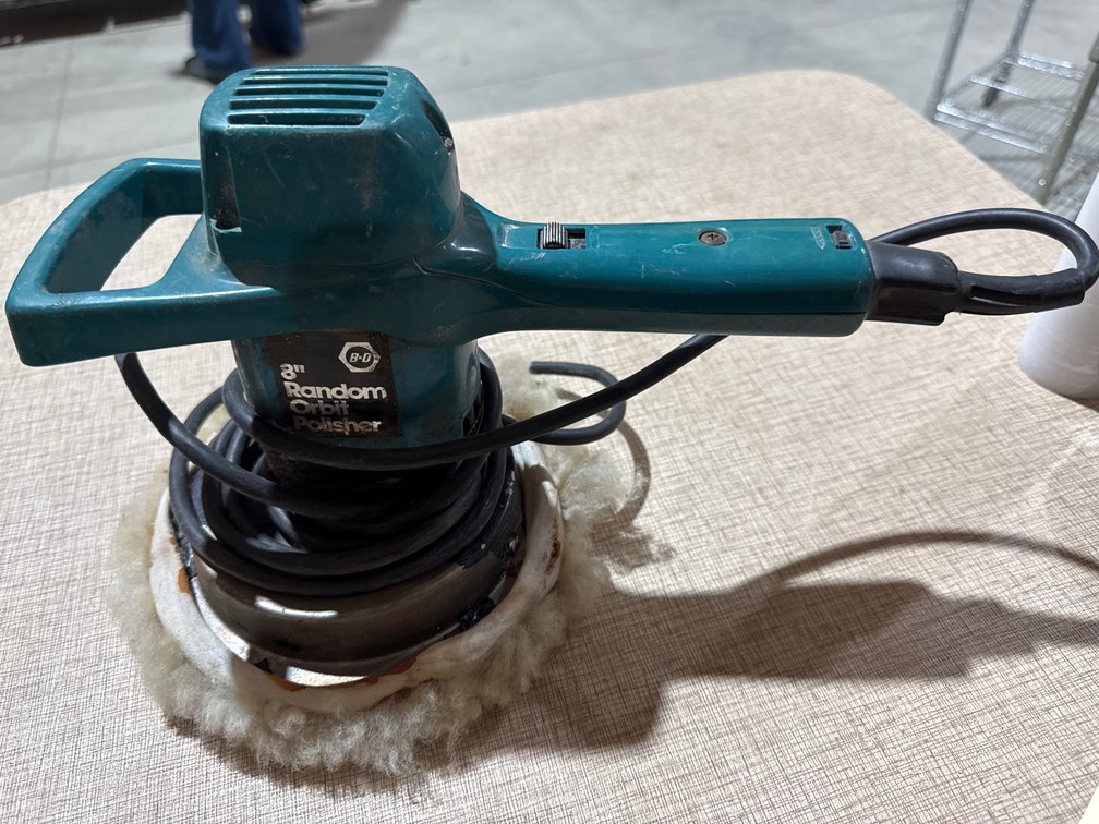 Black & Decker 8” Random Orbit Polisher