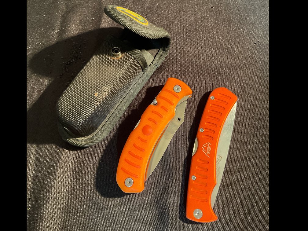 Outdoor Edge Lock Blade Knife & Saw Set