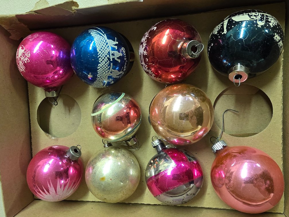 Vintage Christmas Bulbs