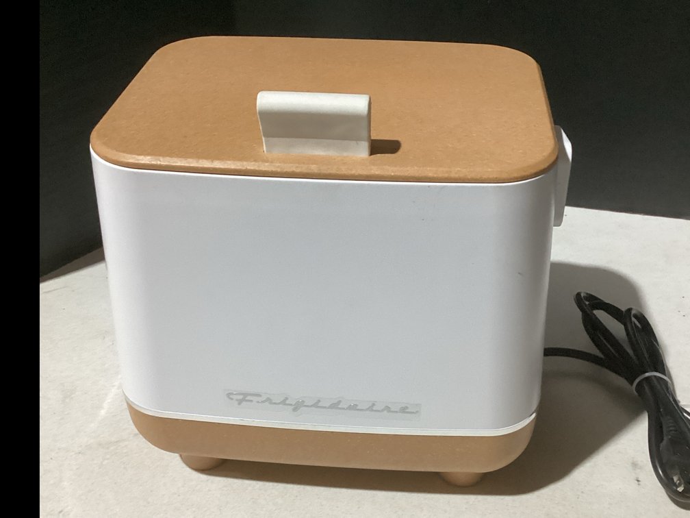 Frigidaire Mini Fridge