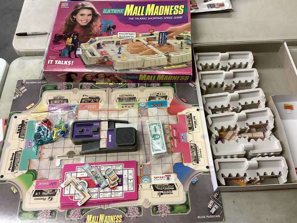 Mall Madness Talking Shopping Spree Game