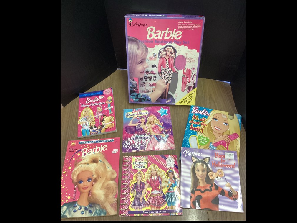 Barbie Books, & Fashion Play Set